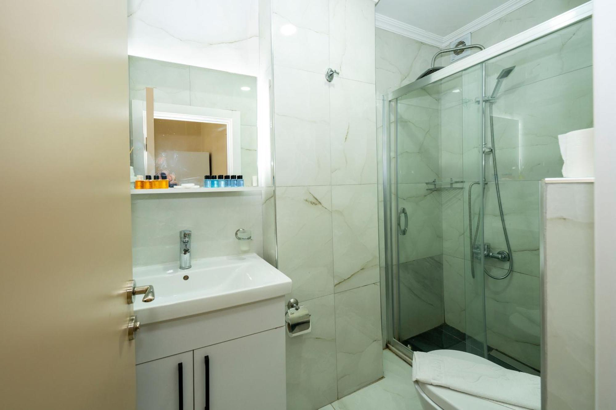 Luce Suites Taksim Estambul Exterior foto